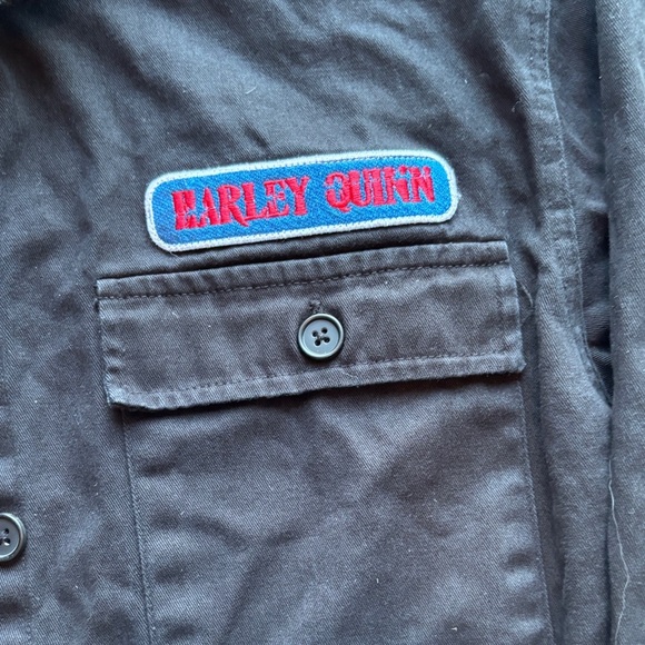 DC Comics The Suicide Squad Harley Quinn Patched Unisex Distressed Shacket SZ M - Picture 4 of 6